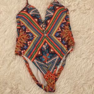 Kenneth Cole Halter One Piece Bathing Suit with Tummy Toner. Size 14 NWT